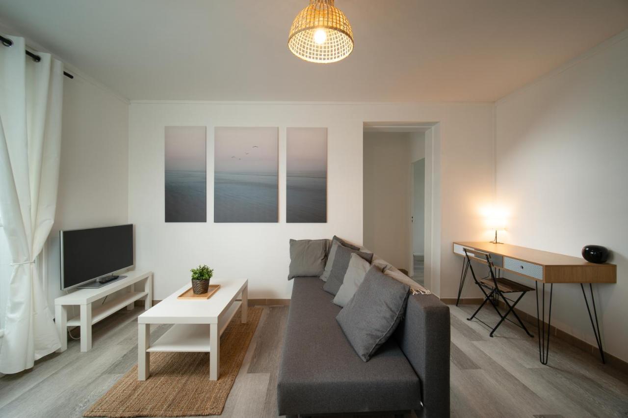 Appartement Tout Equipe Parking Balcon 2 Chambres Marselha Exterior foto